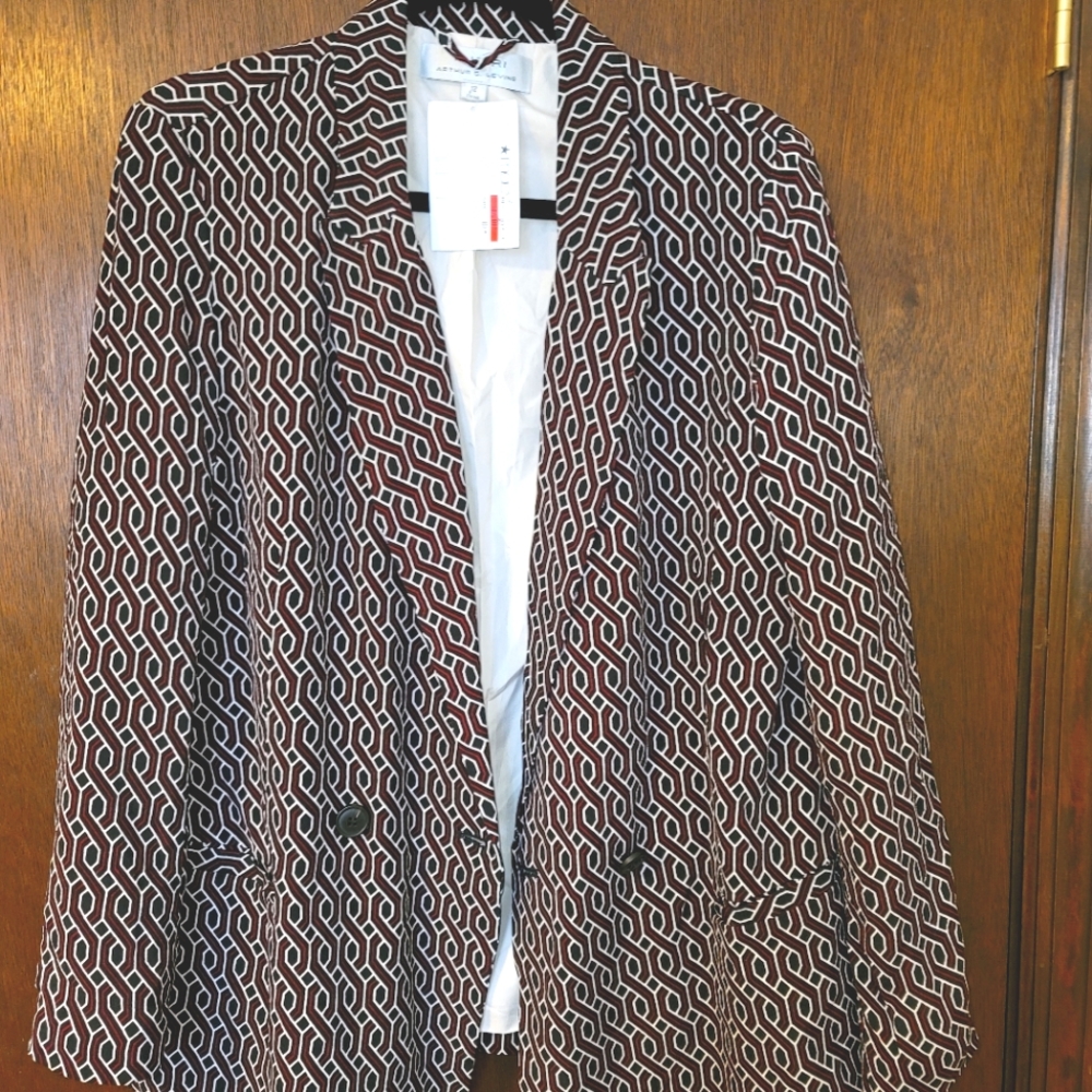 Tahari Blazer, Size 12, Black/Red/White Pattern